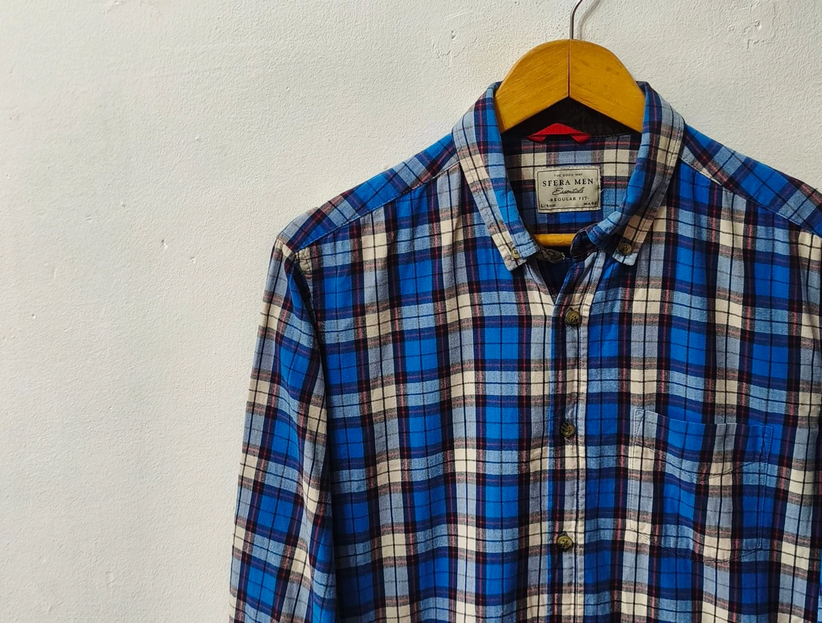 Camisa de cuadros azul y blanco Sfera hombre Talla L – photo 5